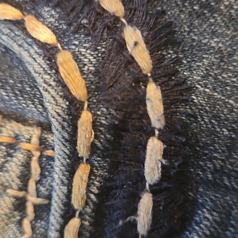 Miss Me Blue Jeans with Embellished Pockets 28 X 31 - Picture 6 of 6
